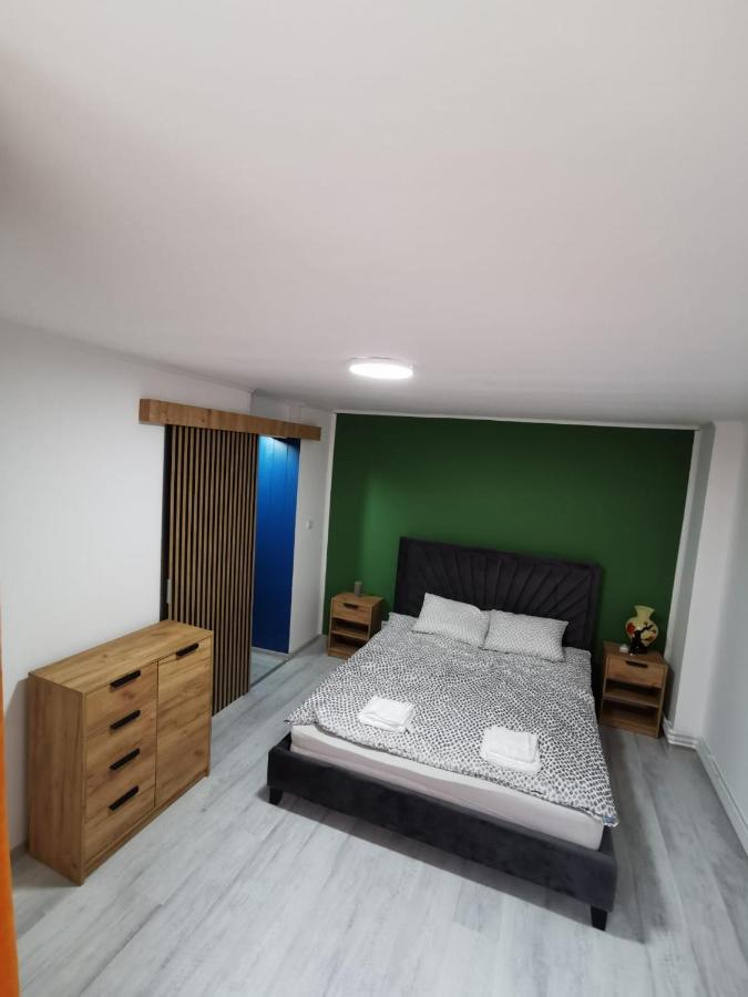 Noah Apartment Uricani  エクステリア 写真